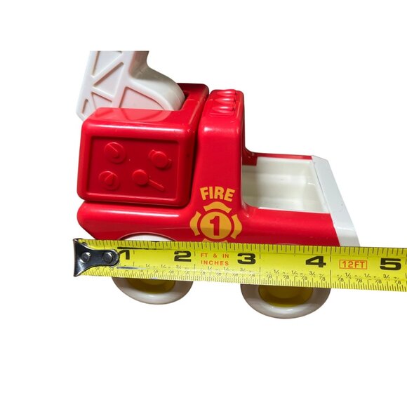 Bandai Tonka Fire Engine Red White Plastic Toy Truck With Movable Ladder - Picture 7 of 10